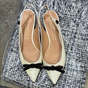 Marc Jacobs Cream and Black Slingback Heels